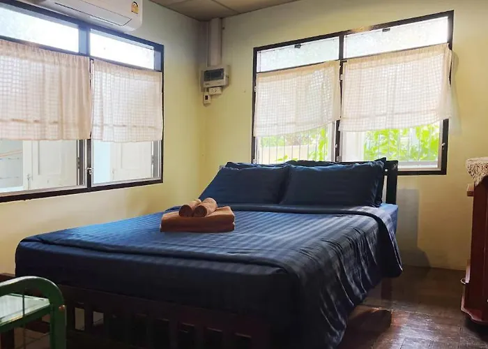 Gasthof Lamduan House Whole House - 3br - Experience Temple And Canal Life 3*